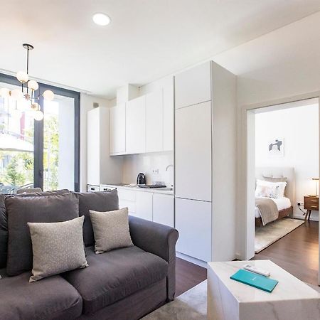 Superb 1Br Flat W/ Garden, Ac & Free Parking By Lovelystay Porto Ngoại thất bức ảnh