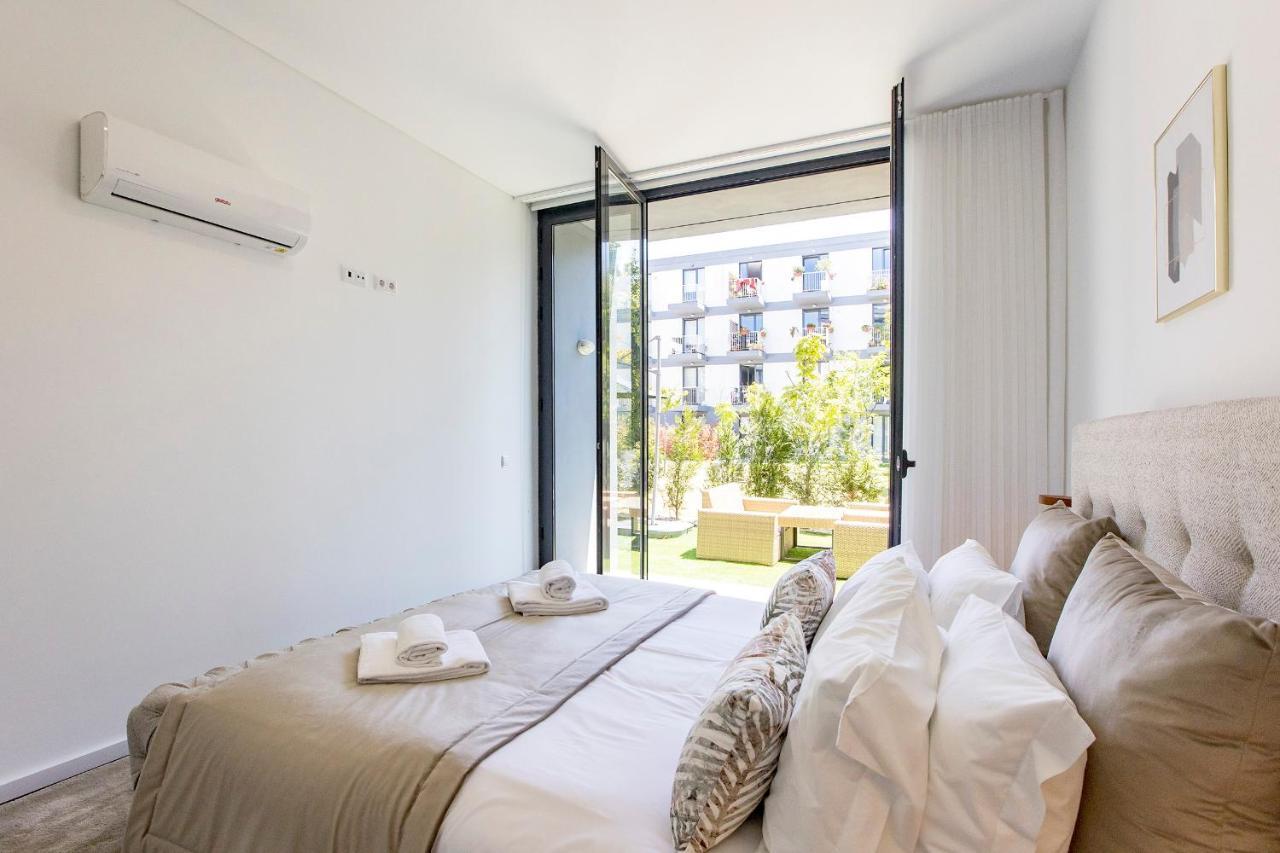 Superb 1Br Flat W/ Garden, Ac & Free Parking By Lovelystay Porto Ngoại thất bức ảnh