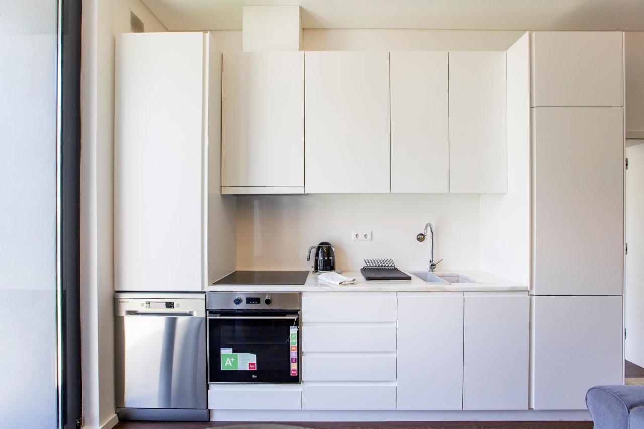 Superb 1Br Flat W/ Garden, Ac & Free Parking By Lovelystay Porto Ngoại thất bức ảnh